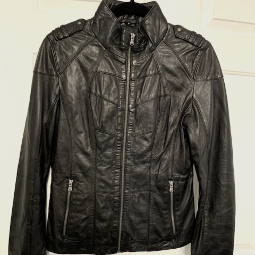 Ladies Guess Motorcyle Style Leather Jacket- Medium